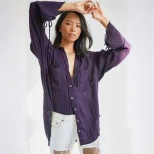 Free People We The Free Venice Top Women's Purple oversized Button-Up Top Size M
